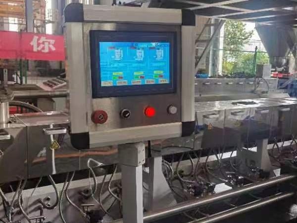 怎么样才能调试好挤出机设备的温度