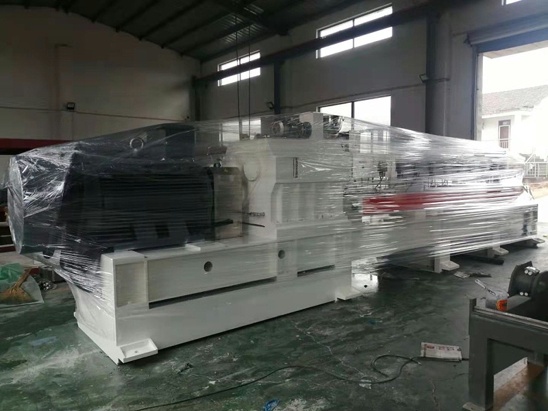 科隆威尔95B型双螺杆挤出铝塑板片材生产线