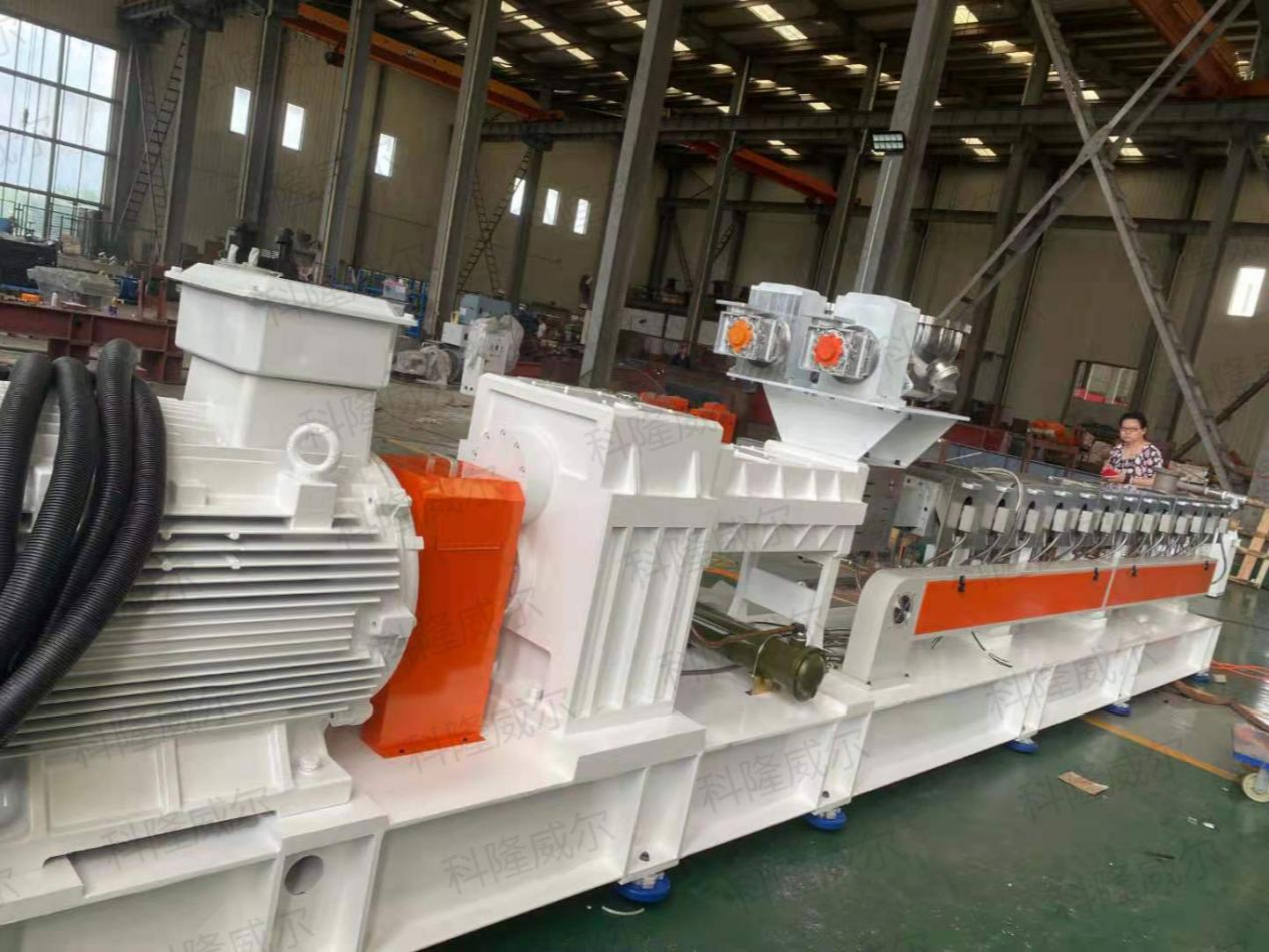 PLA双螺杆降解塑料挤出造粒机传动箱之南京科隆威尔